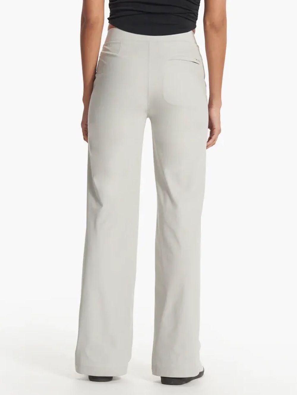 Vuori Women's Meta WideLeg Pants in Vapor - Picture 3 of 14